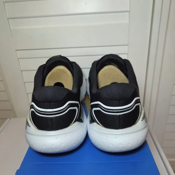 Brooks Glycerin GTS 21 Black Grey White Running Shoes 1104201D-090 Mens Size 9.5