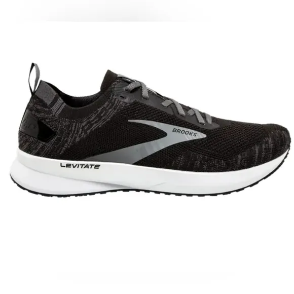 BROOKS Levitate 4 Running Trainning Shoes  Size 8.5 Womans