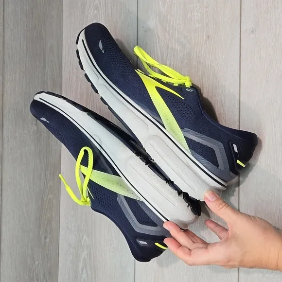 Brooks Mens Ghost 15 Athletic Running Sneakers shoes sz 14 Medium D