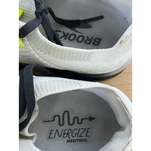 Brooks Men's Ricochet 2 White Athletic Sneakers