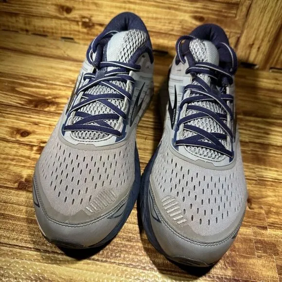 Brooks Mens Beast 18 Running Shoes Gray 1102822E015 Low Top Lace Up 13 Wide 2E
