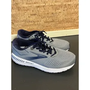 BROOKS Shoes Men 11 Beast 20 Running Shoe Pickleball Athletic Premium