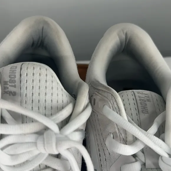 Brooks Shoes Mens 13 White Ghost 2 Max Running Sneakers