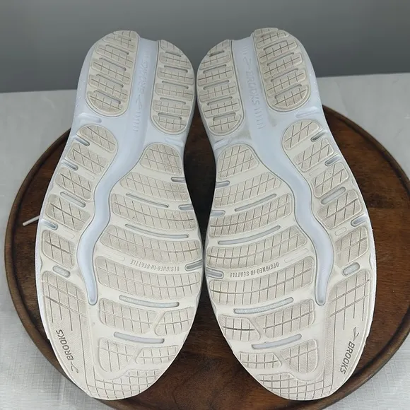 Brooks Shoes Mens 13 White Ghost 2 Max Running Sneakers