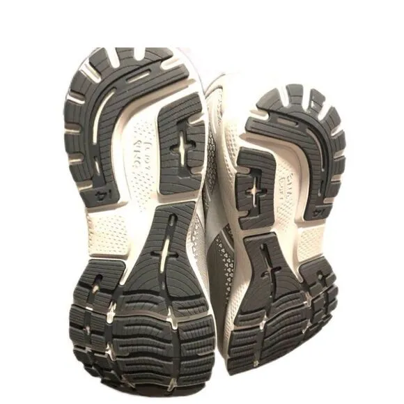 Brooks Ghost 14 running shoes