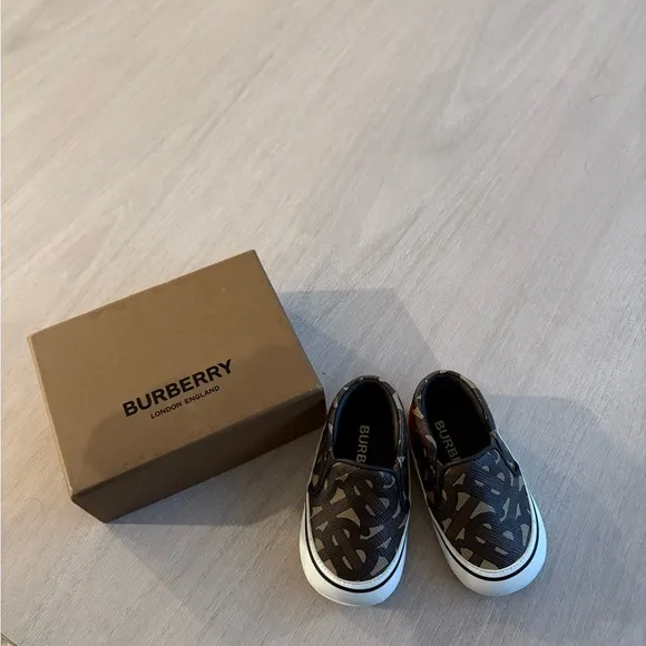 Burberry Newborn Slip-On Shoes - Brown