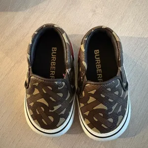 Burberry Newborn Slip-On Shoes - Brown