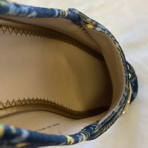 Cabi Carnaby Velvet Blue Loafers Shoes style# 6005 Yellow Flowers Christmas 7M