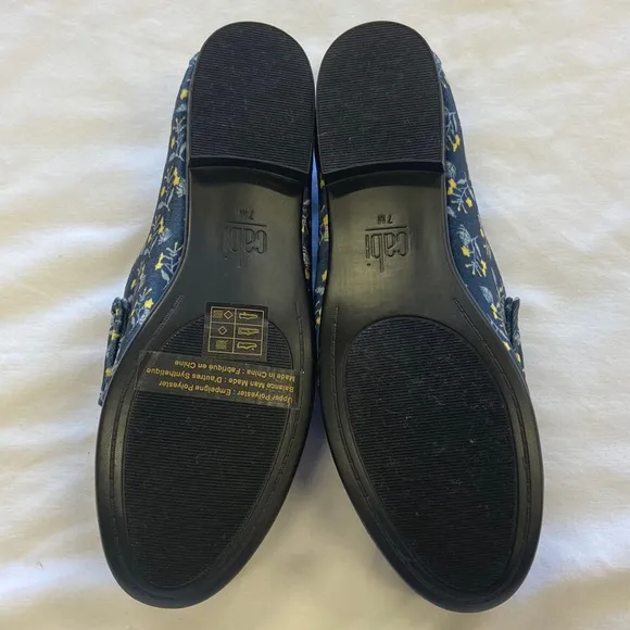 Cabi Carnaby Velvet Blue Loafers Shoes style# 6005 Yellow Flowers Christmas 7M