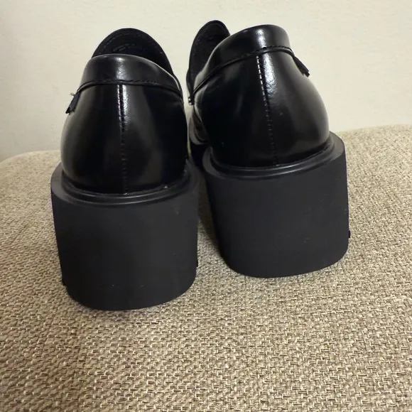 Camper Milah Penny Loafer