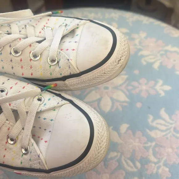Chuck Taylor GOAT All Star Ox 'Pride Pattern' Mens7/Womens 9