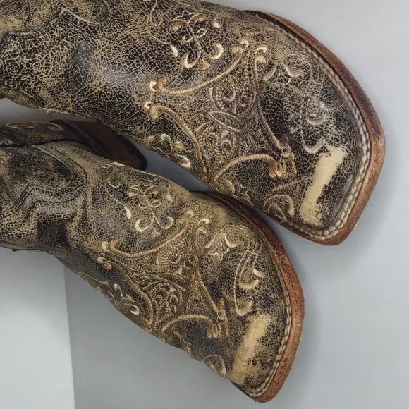 Circle G Womens Embroidered Swirl Snip Toe Distressed Cowgirl Boots size 9