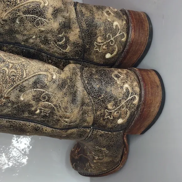 Circle G Womens Embroidered Swirl Snip Toe Distressed Cowgirl Boots size 9