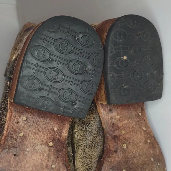 Circle G Womens Embroidered Swirl Snip Toe Distressed Cowgirl Boots size 9