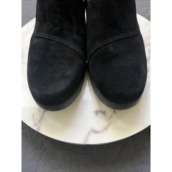 Clarks Artisan Collection Leather Black Slip On Low Wedge Shoes SZ 9M Chic Comfy