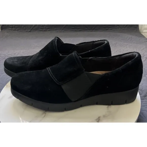 Clarks Artisan Collection Leather Black Slip On Low Wedge Shoes SZ 9M Chic Comfy