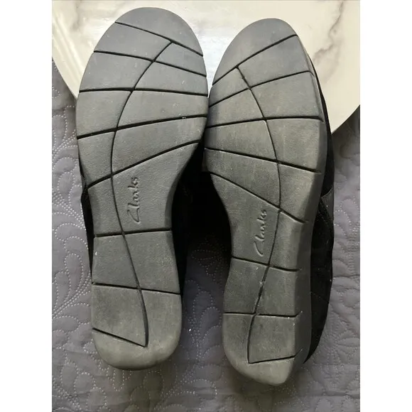Clarks Artisan Collection Leather Black Slip On Low Wedge Shoes SZ 9M Chic Comfy