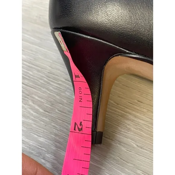 Clarks Linvale Jerica Women's 7.5M Black Leather Slip-On Pointed Toe Pump Heel
