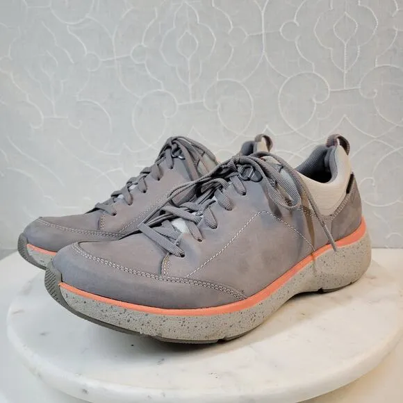 Clarks WaveWalk 2.0 Womens Sneakers 11 Gray Lace Up Waterproof Walking Shoe