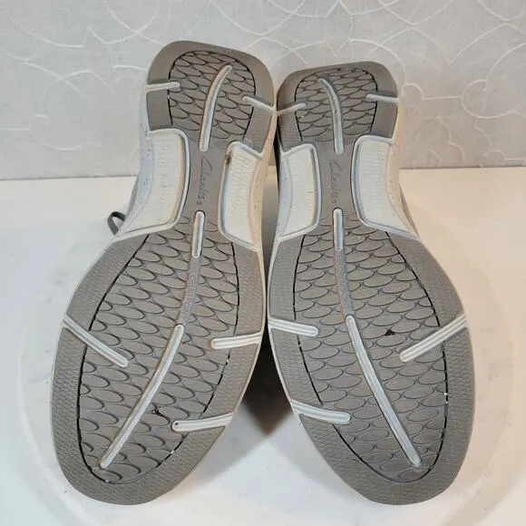 Clarks WaveWalk 2.0 Womens Sneakers 11 Gray Lace Up Waterproof Walking Shoe
