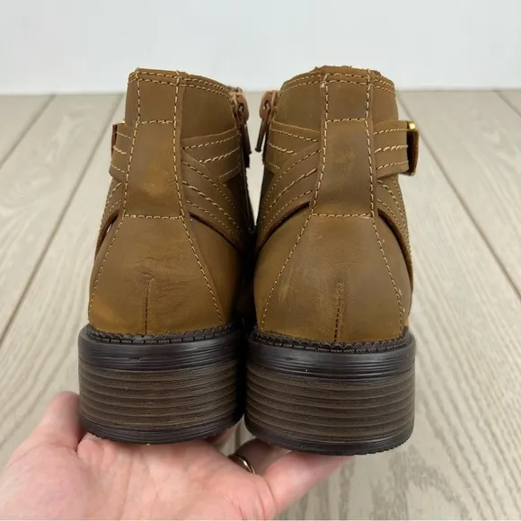 Clarks Women's Maye Strap Buckle Booties 6.5M Dark Tan Leather $140