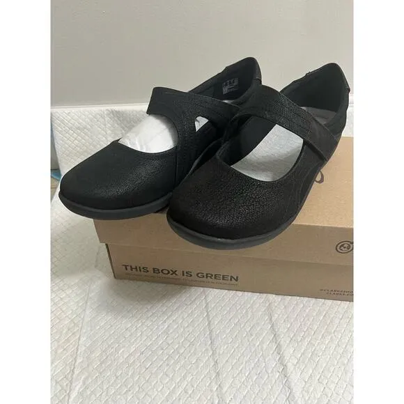 Clarks Women's Sillian Bella Black Slip On Shoes, Size 9.5 W