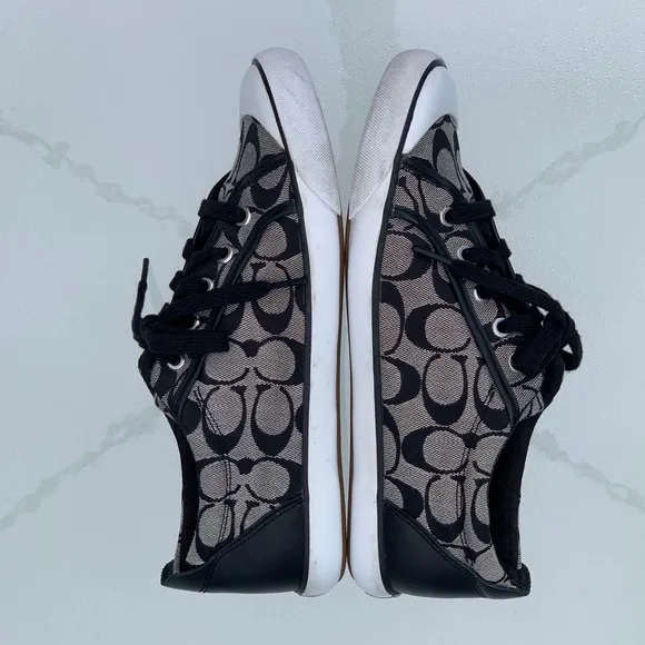 COACH Barrett Black &amp; White Signature CC Logo Sneakers Shoes A1067, Women’s 10