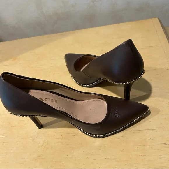 Coach womens waverly bead chain brown pump shoes size 5.5