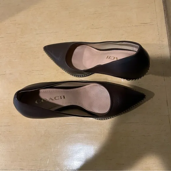 Coach womens waverly bead chain brown pump shoes size 5.5