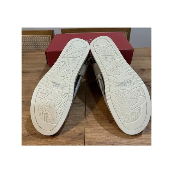 Cobb Hill May Wave Quarter Strap Sandal White Size 11 NIB Sporty Chic Cushioned