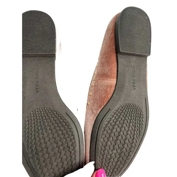 Cole Haan Women’s Tali Bow Stud Slip On Loafer in Blush Pink Velvet. NWOT Size 5