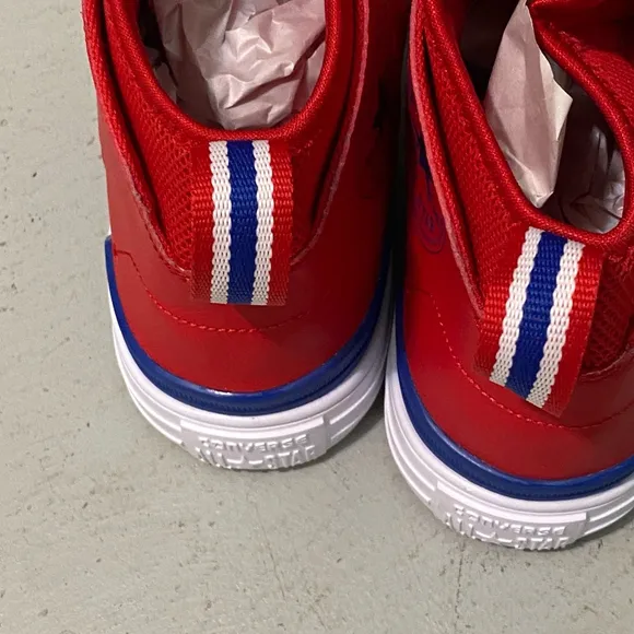 Converse Chuck Taylor All Star Ultra Mid 'University Red Rush Blue USM10 USW12