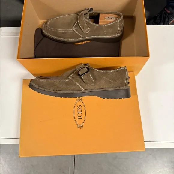 Craft buckle derby Tod’s.
