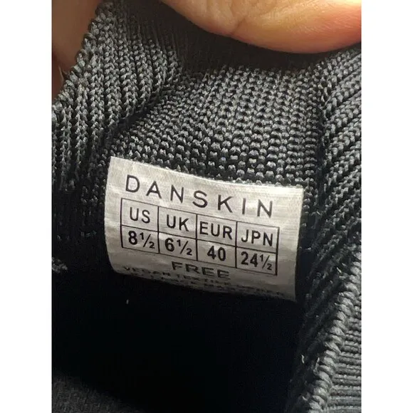 Danskin Size 8.5 M FREE Black Knit Lace Up Sneakers New Women's Shoes