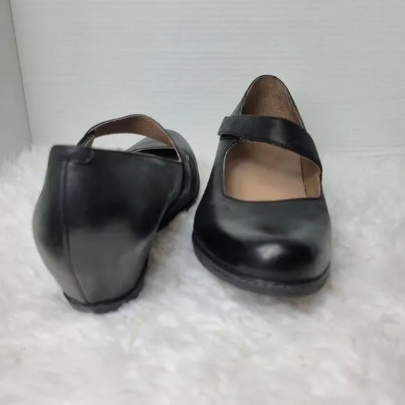 Dansko Larie  Womens Size 10.5  Slip On Shoes  Black Leather  Mary Jane Wedge