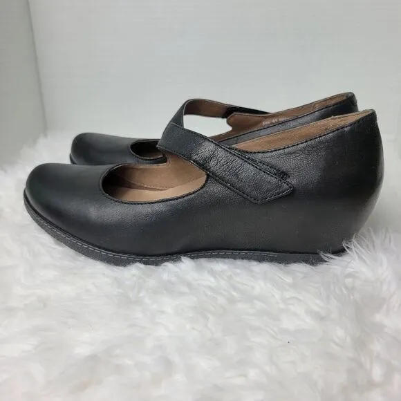 Dansko Larie  Womens Size 10.5  Slip On Shoes  Black Leather  Mary Jane Wedge