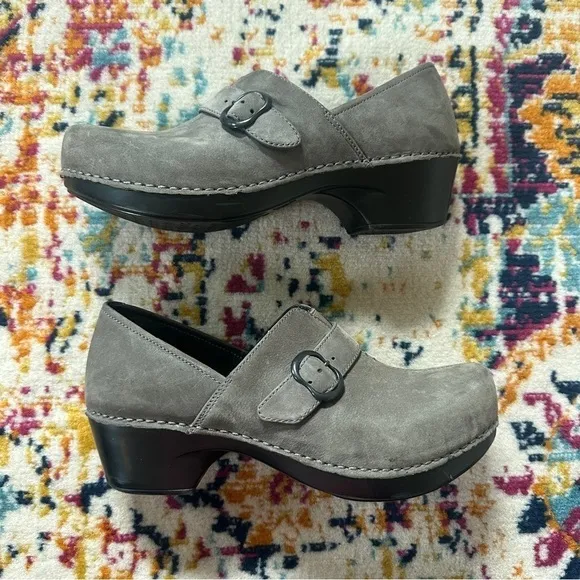 Dansko Nubuck Leather Tamara Stain Resistant Clog Shoes Gray 37 US 6.5-7