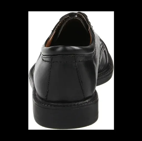 DOCKERS 👣Gordon Dress Shoes💛