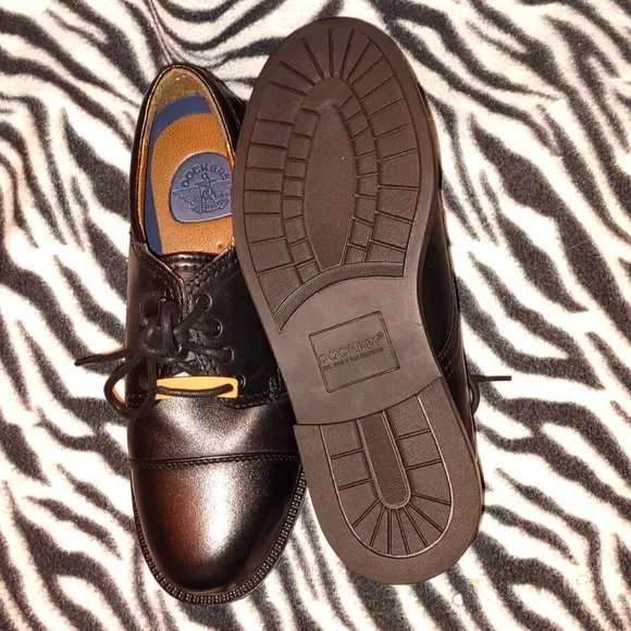 DOCKERS 👣Gordon Dress Shoes💛