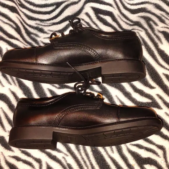DOCKERS 👣Gordon Dress Shoes💛