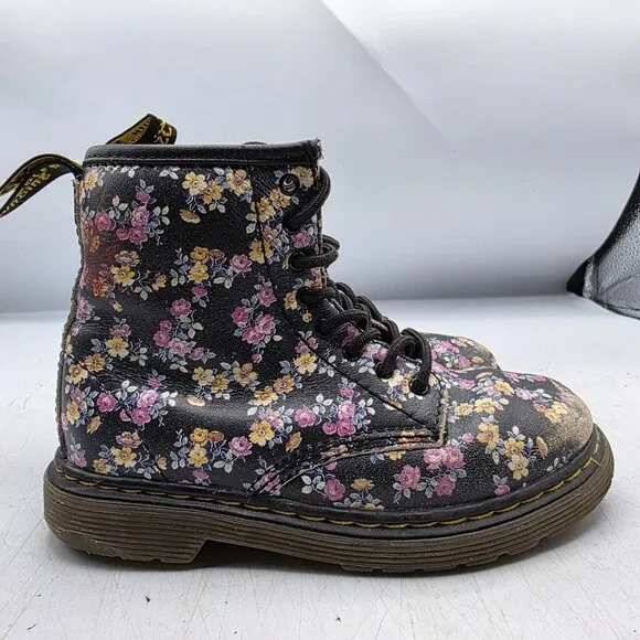 Dr. Martens Brooklee Girls Size 9 Black Floral Boots Flowers School Walking