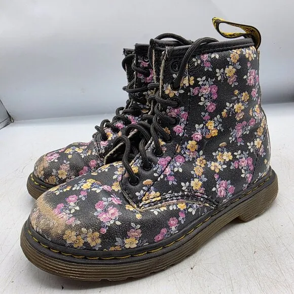 Dr. Martens Brooklee Girls Size 9 Black Floral Boots Flowers School Walking