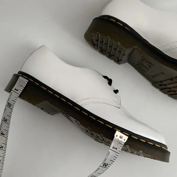 Dr. Martens Women Size 9M White 1461 Smooth Patent Leather Oxfords