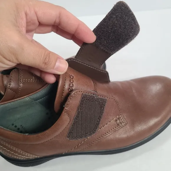 Ecco Shore Brown Leather Button Walking Shoes Women’s Size 5