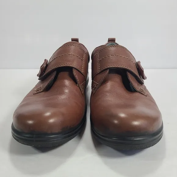 Ecco Shore Brown Leather Button Walking Shoes Women’s Size 5