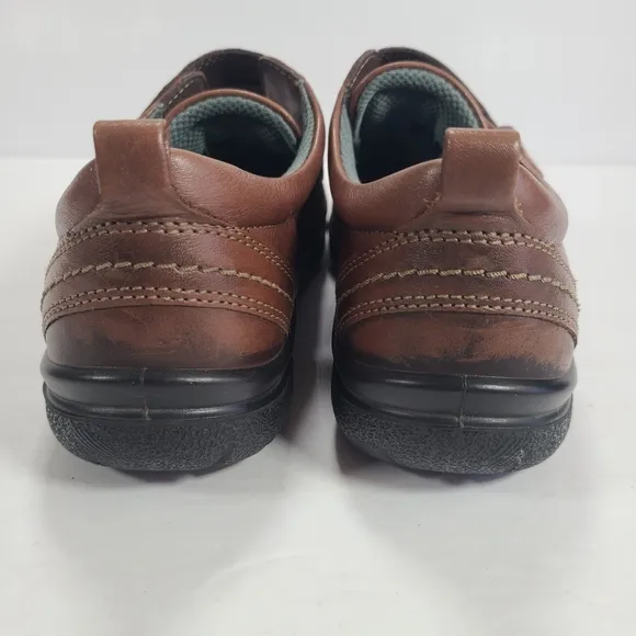 Ecco Shore Brown Leather Button Walking Shoes Women’s Size 5