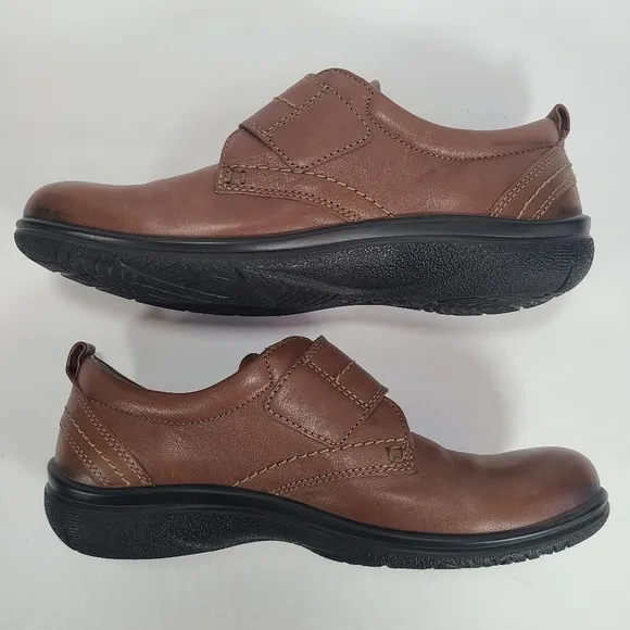 Ecco Shore Brown Leather Button Walking Shoes Women’s Size 5