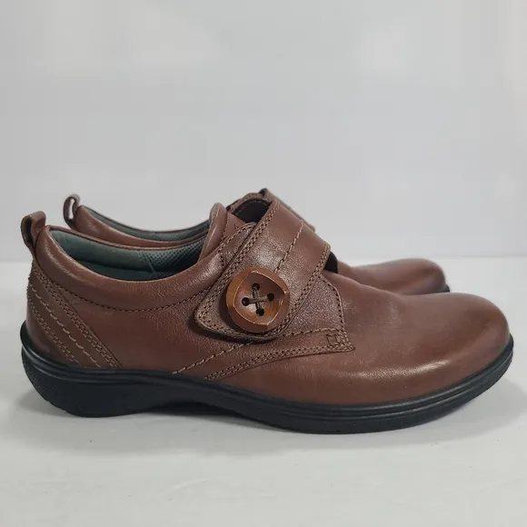 Ecco Shore Brown Leather Button Walking Shoes Women’s Size 5