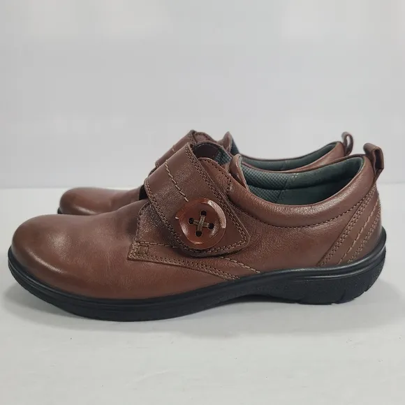 Ecco Shore Brown Leather Button Walking Shoes Women’s Size 5