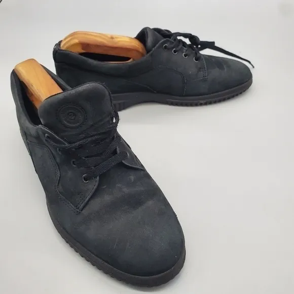 Ecco Sneakers Women's Size 9.5 Soft Low Top Cushioned Footbed Black Suede